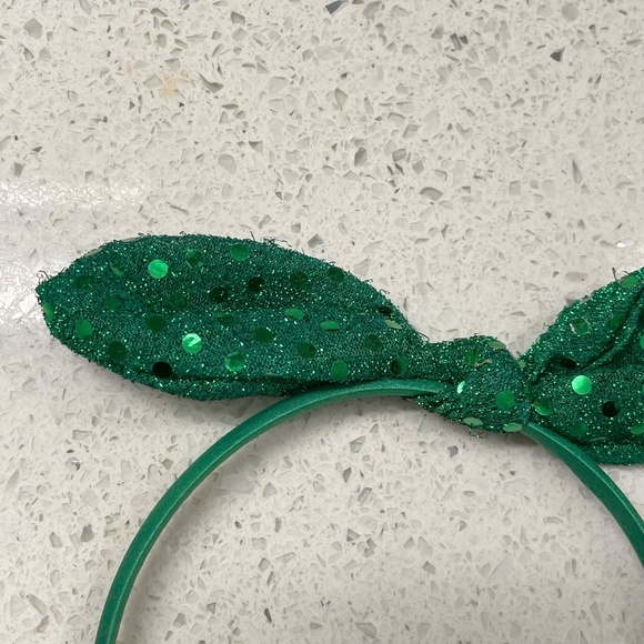 Bundle of Hair Accessories, Hibiscus Hair Clips, Rainbow Hair Ties, Head Bands - Picture 4 of 8